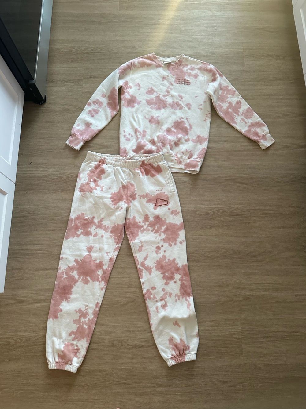 Limited Edition Summer Fridays Cloud Sweat Set